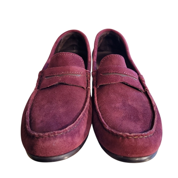Munro American Ramie burgundy suede loafers - 8 M              U99